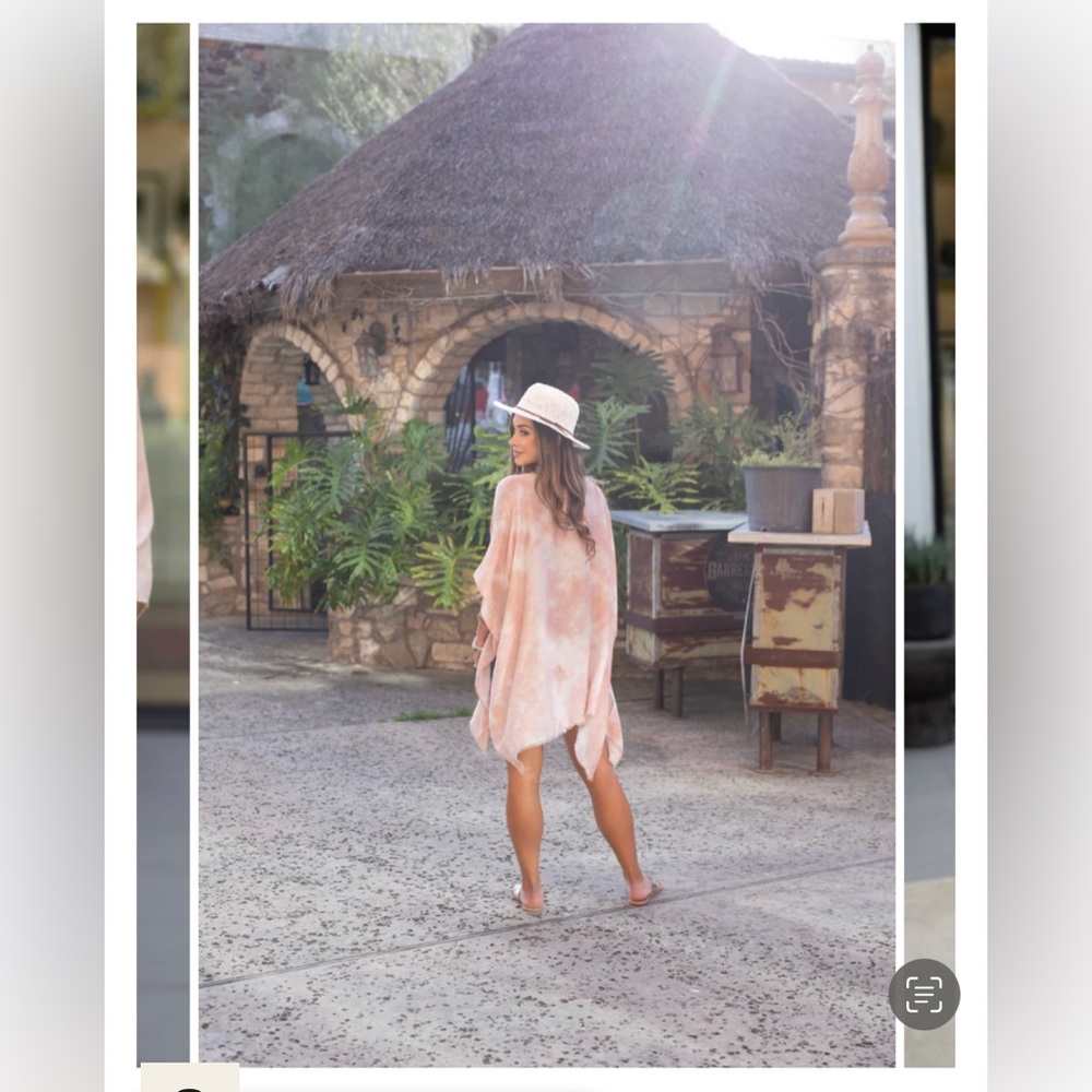 Tie-Dye Kimono in Coral/Pink